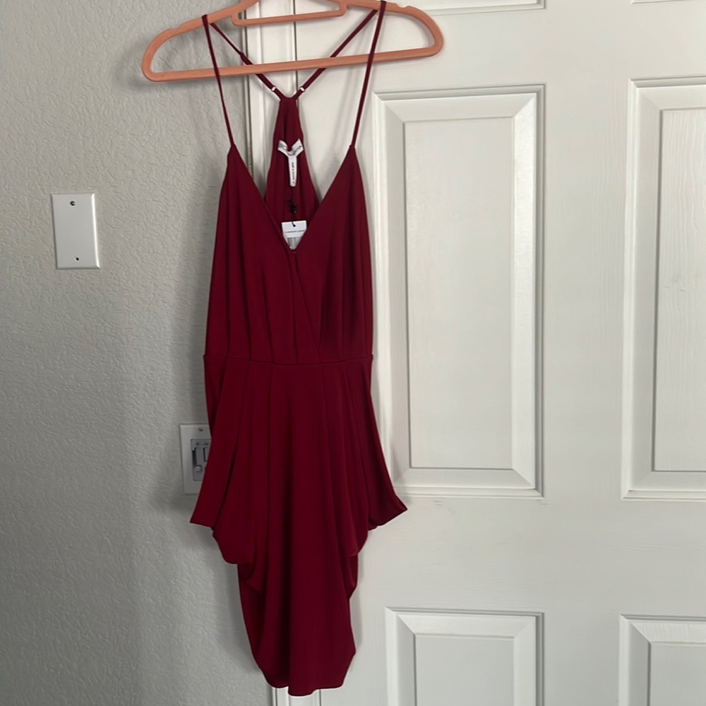 Bcbg burgundy dress with pockets!